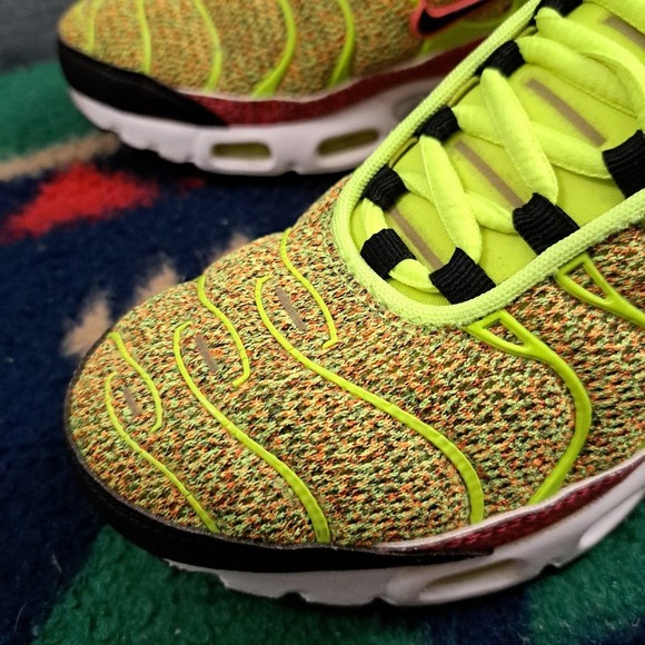 Nike Air Max Plus Volt Hot Punch SE Premium 862201-700 Women's Size 6.5 - Picture 10 of 14